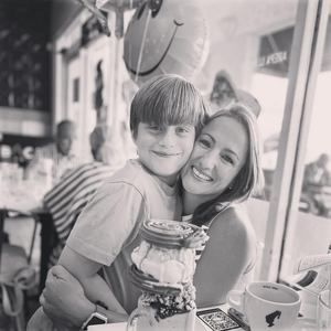 Meet your Posher, Amarilis